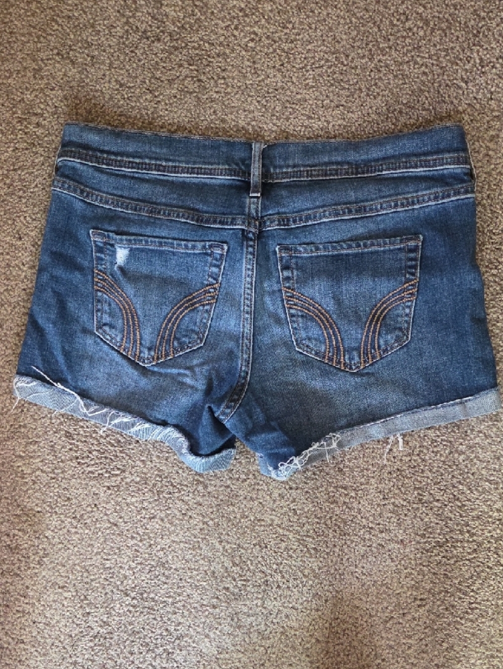 Hollister Distressed Denim Shorts - Picture 2 of 4
